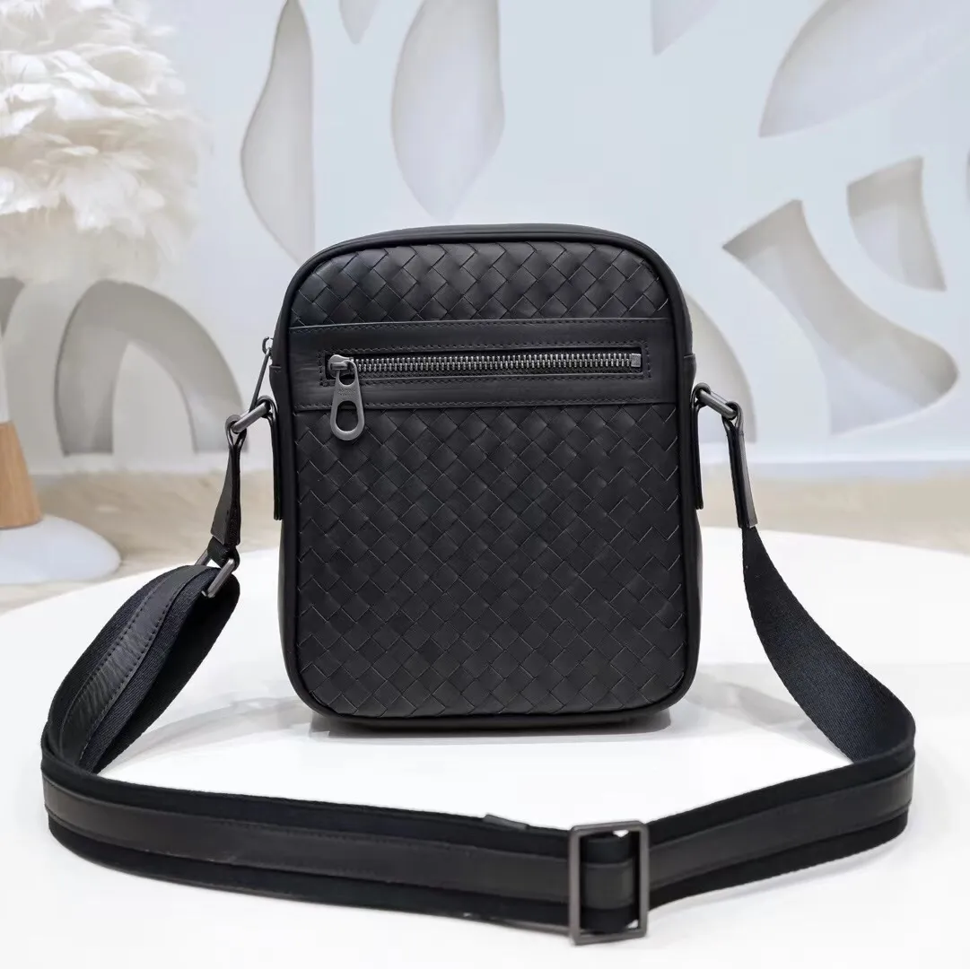 All categories 💚 Top version men’s bags 💚 BV 2024 new BV crossbody bag
